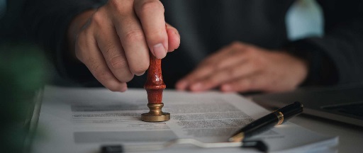 GettyImages-2148370804 link to Your Legal Guide to Establishing a Trust